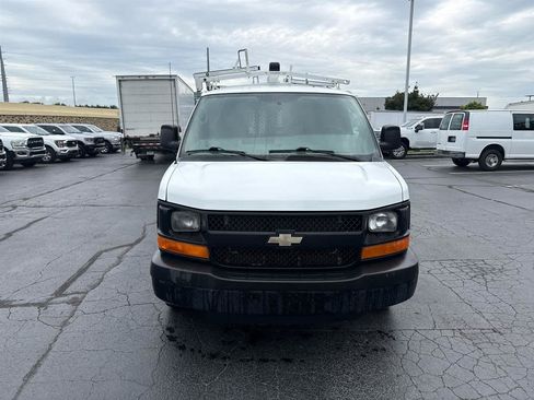 Used 2015 Chevrolet Express 2500 RWD image 3