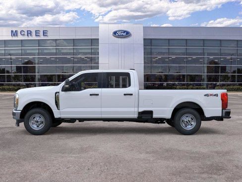 New 2026 Ford F250 XL w/ XL Chrome Package AWD/4WD image 3