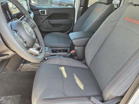 Used 2026 Jeep Wrangler Unlimited Rubicon image 24