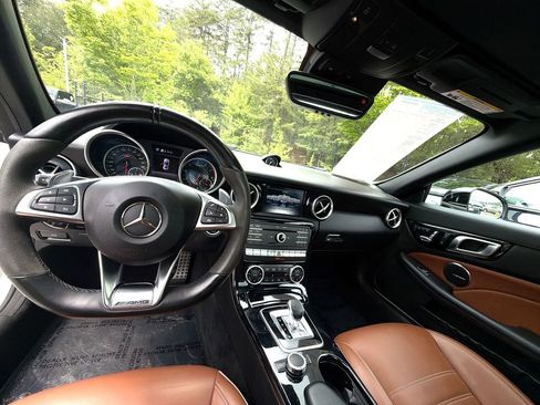 Used 2020 Mercedes-Benz SLC 43 AMG image 23