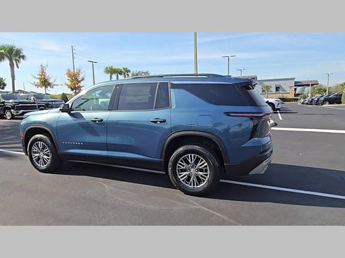 New 2026 Chevrolet Traverse LT image 18