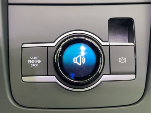 New 2026 Volkswagen Tiguan SE image 19