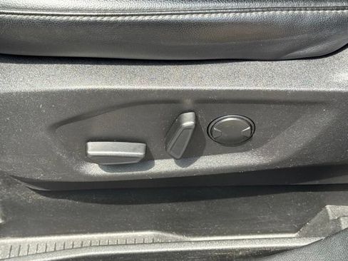 Used 2022 Ford Edge SEL AWD/4WD image 10