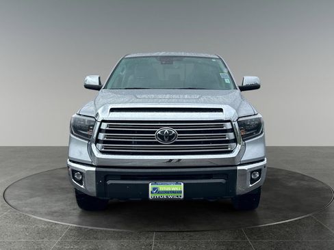 Used 2021 Toyota Tundra Limited w/ Limited Premium Package AWD/4WD image 3