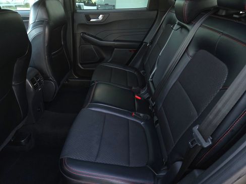 Used 2024 Ford Escape ST-Line image 11