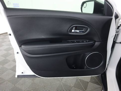 Used 2022 Honda HR-V EX-L image 22