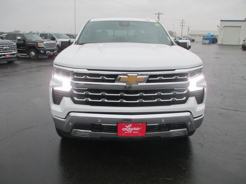 Used 2023 Chevrolet Silverado 1500 LTZ image 10
