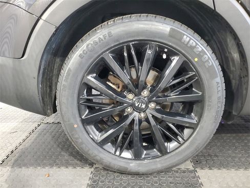 Used 2020 Kia Telluride SX w/ Towing Package image 7