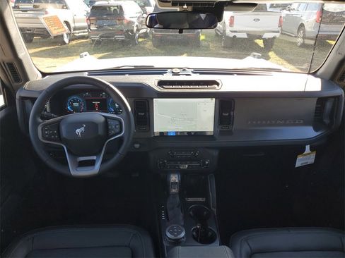 New 2025 Ford Bronco Badlands image 24