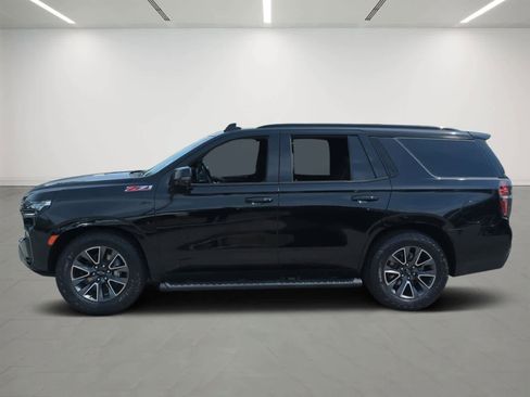 Used 2023 Chevrolet Tahoe Z71 w/ Z71 Off-Road Package AWD/4WD image 3