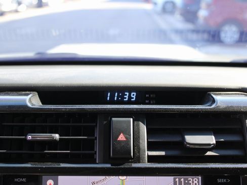 Used 2023 Toyota 4Runner TRD Off-Road Premium image 20