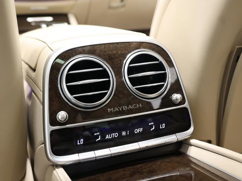 Used 2016 Mercedes-Benz Maybach S 600 image 62