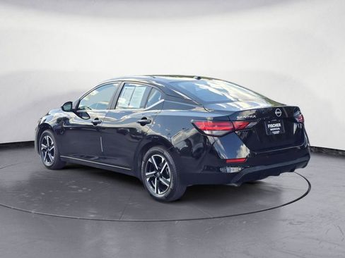 Used 2024 Nissan Sentra SV FWD image 4