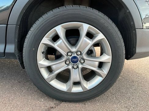 Used 2015 Ford Escape Titanium w/ Equipment Group 301A AWD/4WD image 42