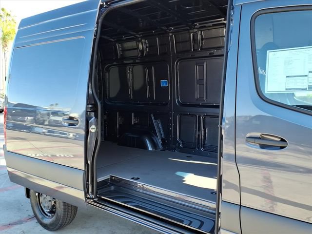 New 2026 Mercedes-Benz Sprinter 2500 image 23