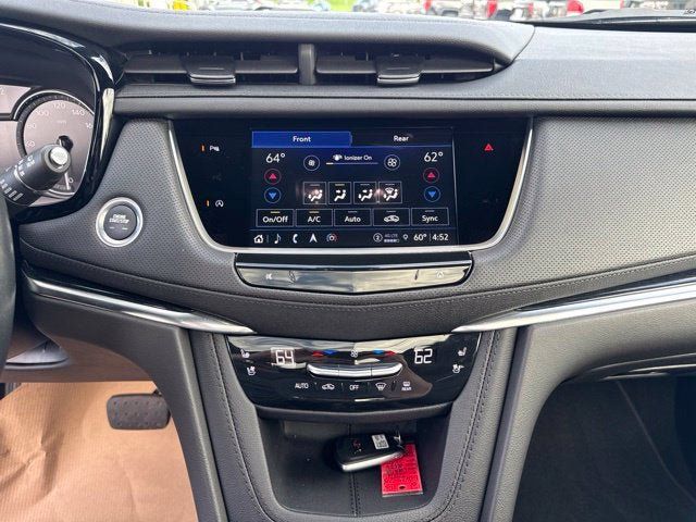 Used 2024 Cadillac XT5 Premium Luxury AWD/4WD image 13