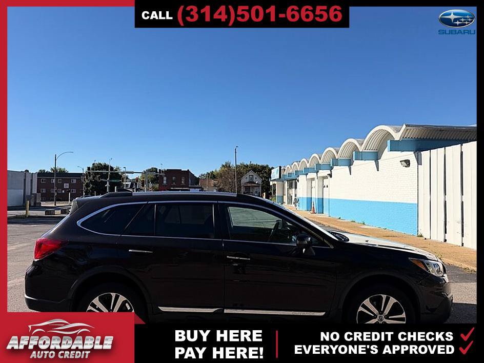 Used 2017 Subaru Outback 3.6R Touring AWD/4WD image 6