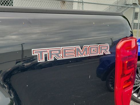 Used 2021 Ford Ranger Lariat w/ Tremor Off-Road Package AWD/4WD image 9