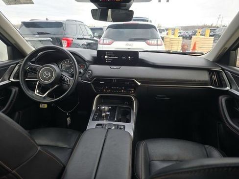 Used 2024 MAZDA CX-90 3.3 Turbo w/ Preferred Plus image 11