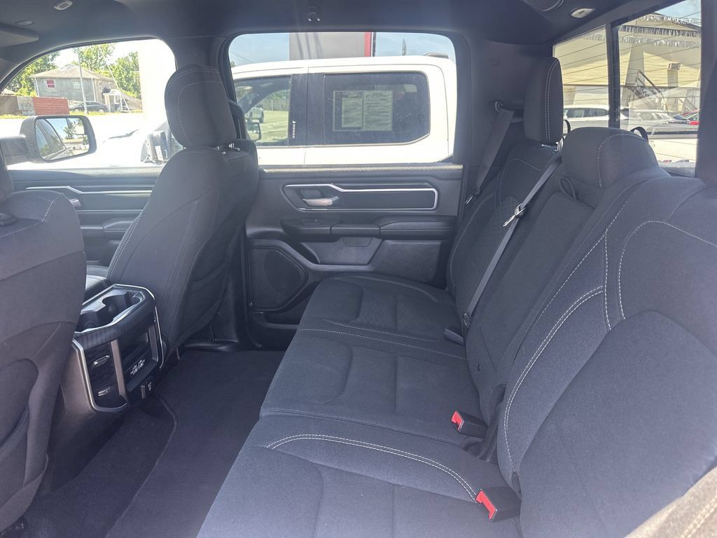 Used 2025 RAM 1500 Big Horn AWD/4WD image 24