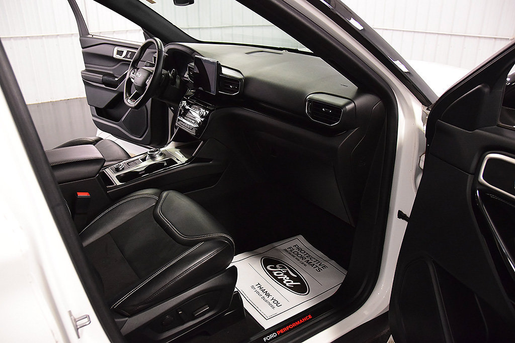 Used 2022 Ford Explorer ST w/ ST High-Performance Pack AWD/4WD image 30