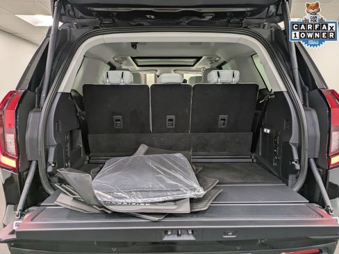 Certified 2025 Ford Expedition Platinum w/ Driver's Package AWD/4WD image 26