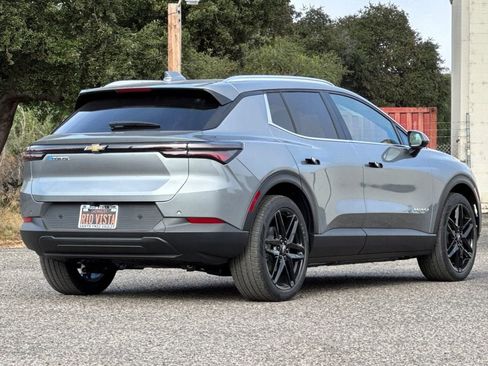 New 2026 Chevrolet Equinox EV LT w/ LPO, Blackout Package image 4