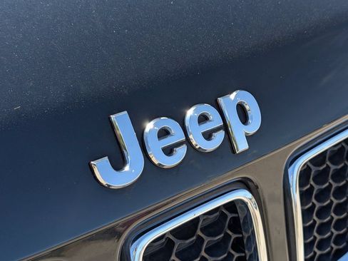Used 2021 Jeep Compass Limited w/ Sun and Sound Group AWD/4WD image 10