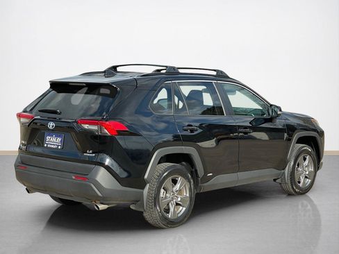 Used 2024 Toyota RAV4 LE image 8