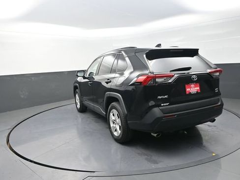 Used 2021 Toyota RAV4 XLE w/ Convenience Package image 81