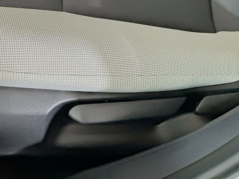Used 2024 Toyota Corolla LE FWD image 13