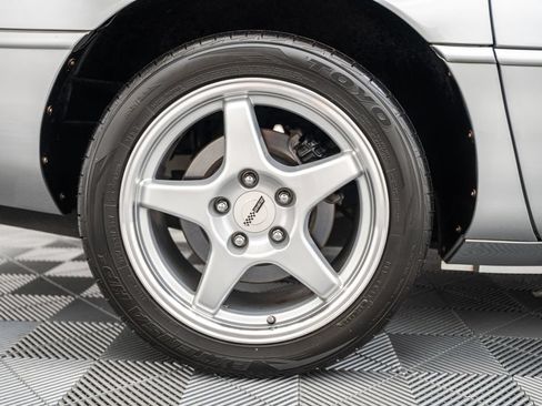 Used 1996 Chevrolet Corvette Coupe RWD image 18