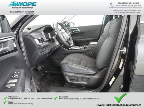 Used 2025 Mitsubishi Outlander SE AWD/4WD image 13
