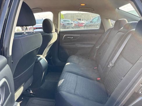Used 2018 Nissan Altima 2.5 SV FWD image 12