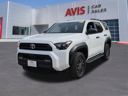 Used 2025 Toyota 4Runner SR5 image 1