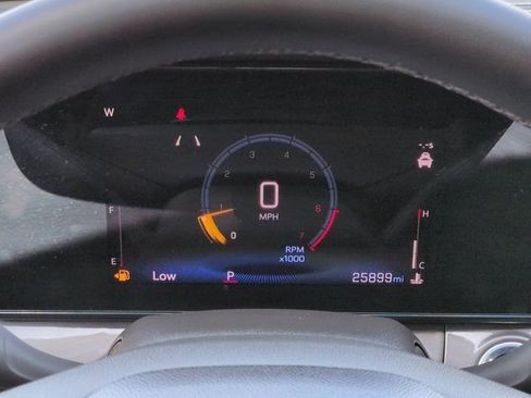 Used 2025 Chevrolet Trax ACTIV w/ Driver Confidence Package FWD image 25