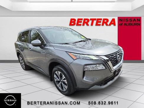 Used 2023 Nissan Rogue SV AWD/4WD image 4
