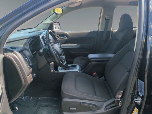 Used 2022 Chevrolet Colorado LT w/ Redline Special Edition image 9