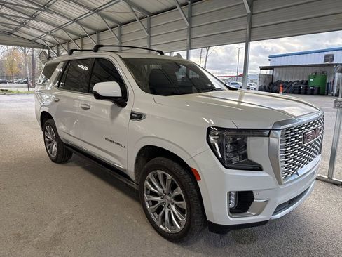Used 2023 GMC Yukon Denali image 1