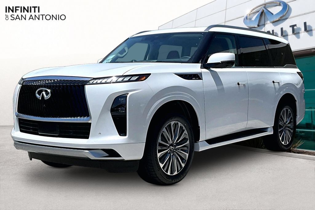 New 2027 INFINITI QX80 Luxe RWD image 3