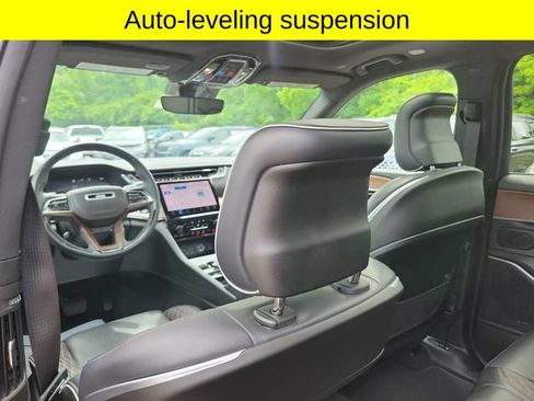 Certified 2023 Jeep Grand Cherokee Summit AWD/4WD image 27