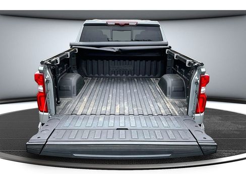 Used 2024 Chevrolet Silverado 1500 High Country w/ High Country Premium Package AWD/4WD image 37