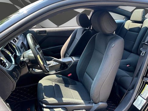 Used 2014 Ford Mustang GT RWD image 21