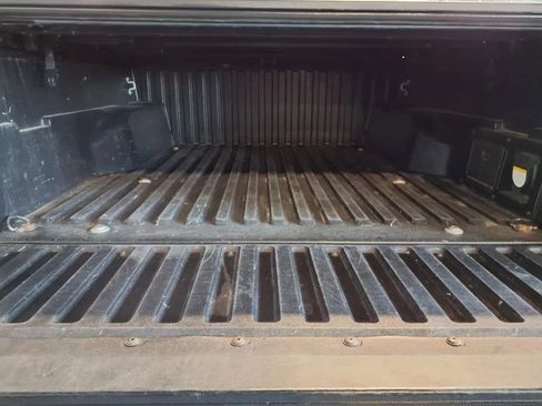 Used 2021 Toyota Tacoma Limited w/ Nightshade Package image 4