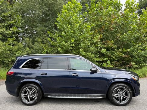 Used 2021 Mercedes-Benz GLS 580 4MATIC image 5