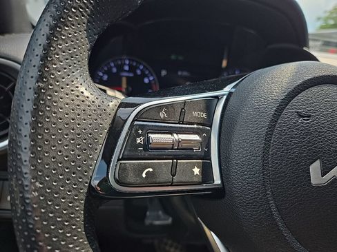 Certified 2022 Kia Forte GT-Line w/ GT-Line Premium Package FWD image 17