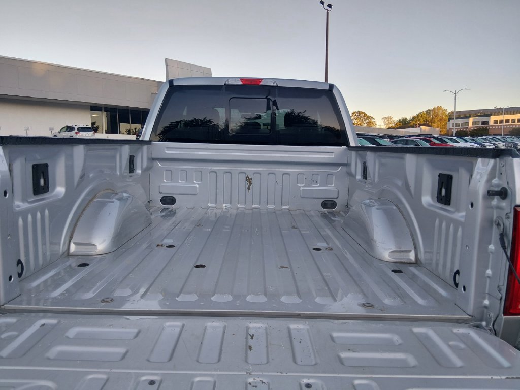 Used 2017 Ford F150 XLT w/ Equipment Group 302A Luxury RWD image 14