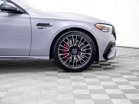 New 2026 Mercedes-Benz E 53 AMG e 4MATIC Sedan image 43