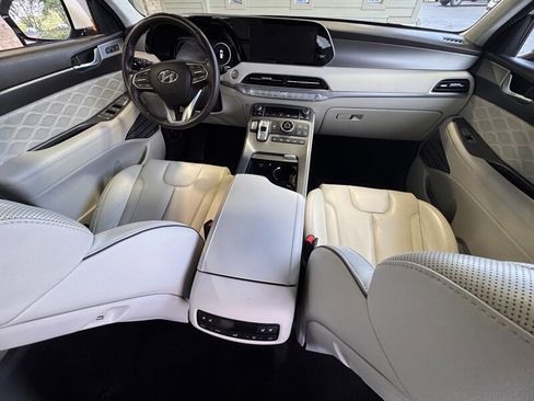 Used 2021 Hyundai Palisade Calligraphy image 15