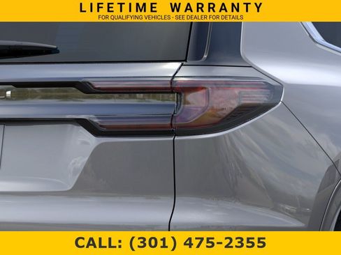 New 2026 GMC Acadia Denali w/ Super Cruise Package FWD image 11